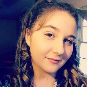 Meet your Posher, Kyla